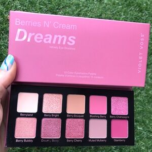Violet Voss berries and cream eyeshadow pallet